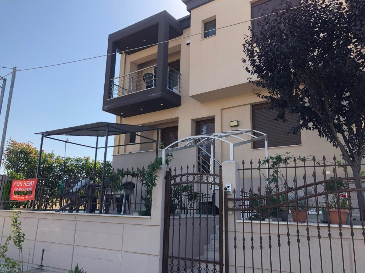 Am Beach House Nea Moudania Exterior photo
