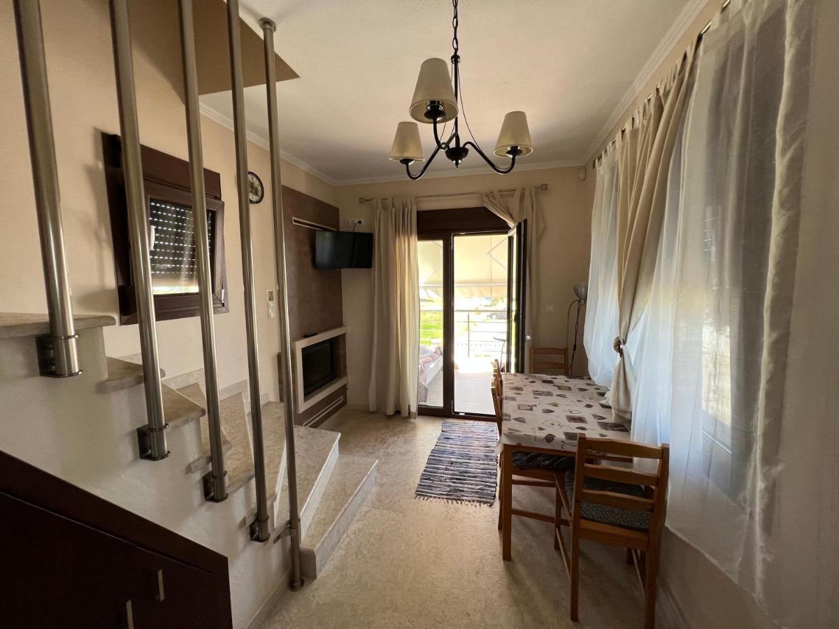 Am Beach House Nea Moudania Exterior photo