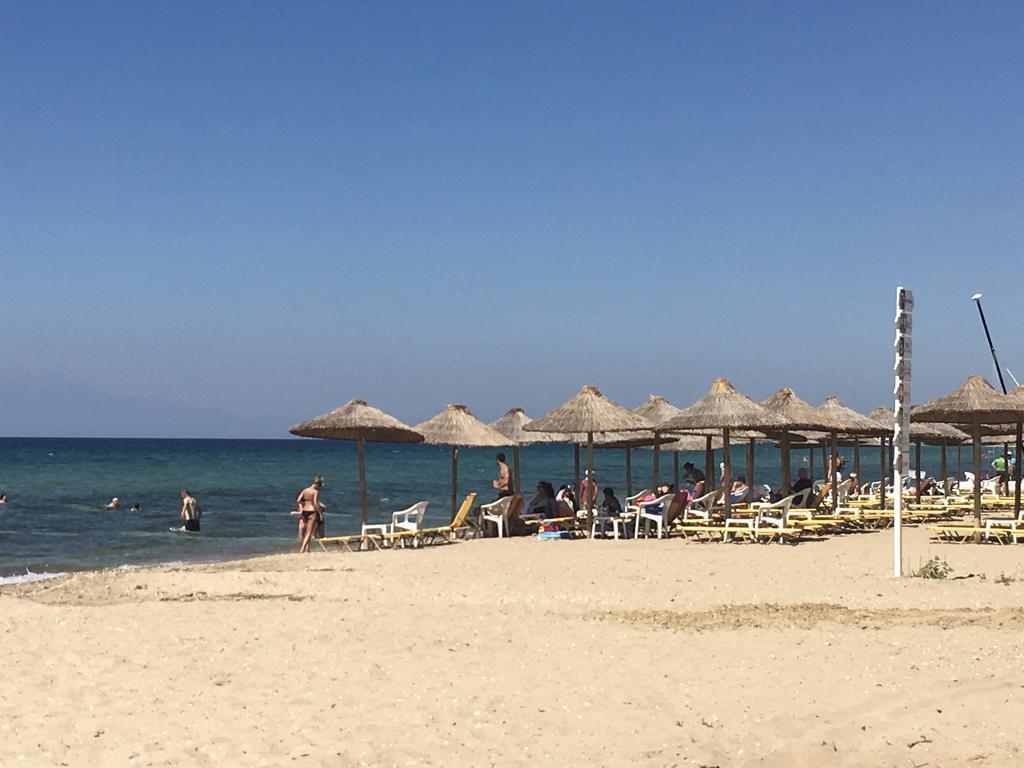 Am Beach House Nea Moudania Exterior photo