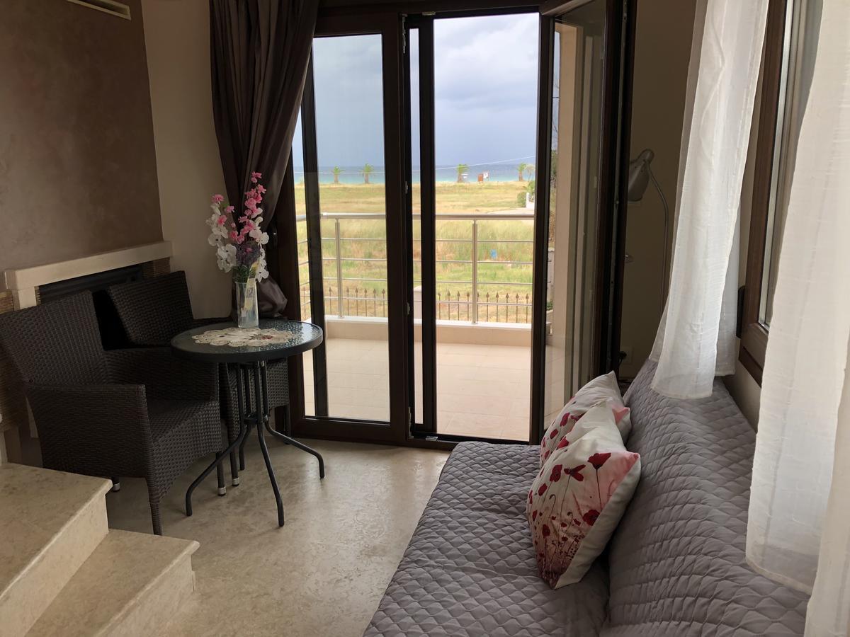 Am Beach House Nea Moudania Exterior photo
